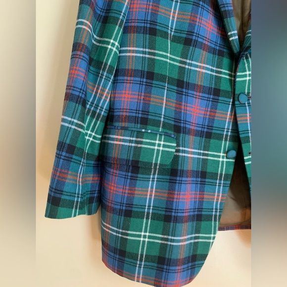 The highland house of laurie
Vtg Tartan Green Plaid Scottish Suit Coat Jacket - Picture 2 of 9